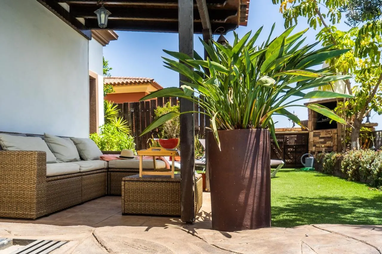Deluxe Villa Bella Vita Air Con & Heated Pool, Tenerife South Chayofa 0*,